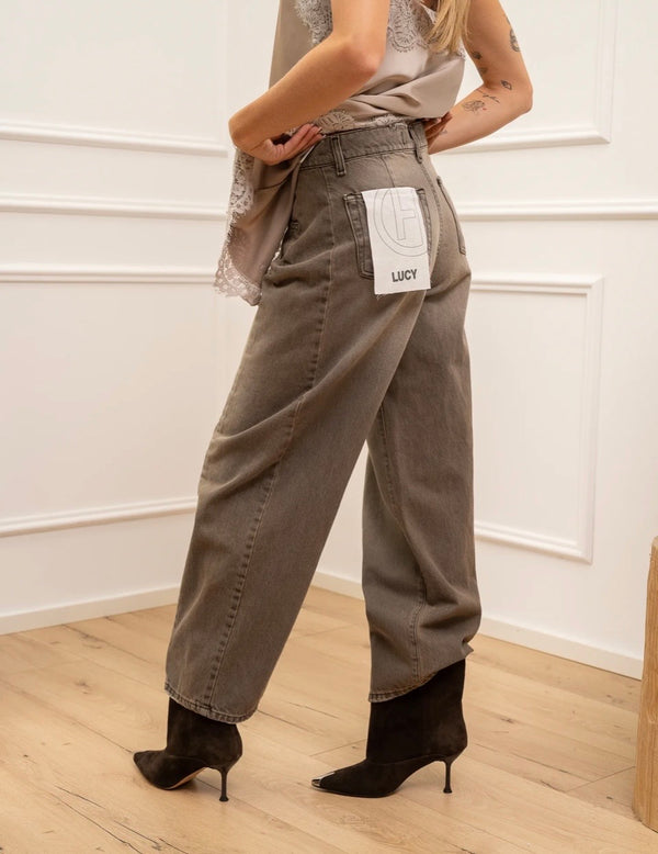 HaveOne
Jeans Lucy barrel in denim fango - HaveOne