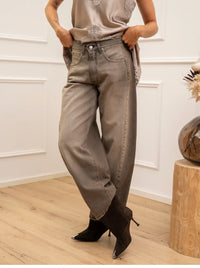 HaveOne
Jeans Lucy barrel in denim fango - HaveOne