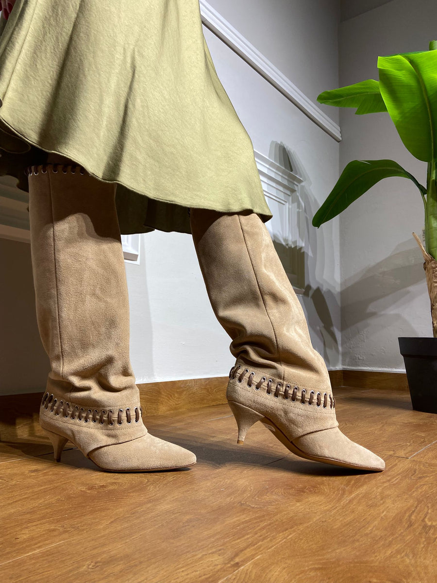Stivale Ovye in camoscio beige
