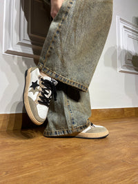 Sneakers 2Star in pelle con borchie e brillantini oro