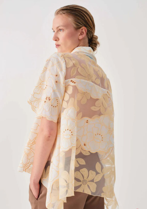 Camicia Beatrice B. in organza ricamata con orlo a punta
