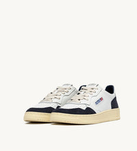 Autry Sneakers Medalist Low in pelle Bianca e Suede Oceano