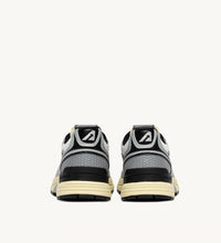 Autry Sneakers Hyperway in pelle sintetica e mesh bianco argento e nero